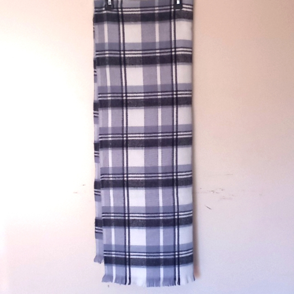 Loft Scarf